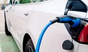 Ile kosztuje jazda samochodem elektrycznym? Sprawdź ukryte wydatki