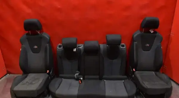 Podgrzewane fotele Seat Leon 1 – komfort i bezpieczeństwo w każdej jeździe