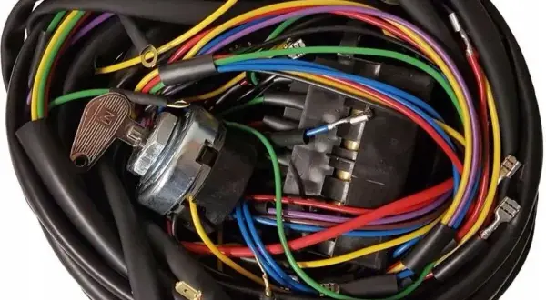 Wiązka elektryczna Ursus C 360 – kluczowe informacje i instalacja